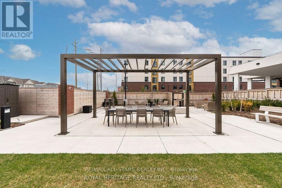 214 - 2550 SIMCOE STREET NORTH Image 21