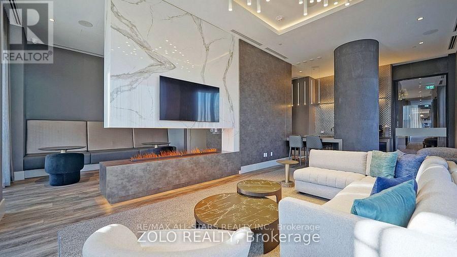 214 - 2550 SIMCOE STREET NORTH Image 5