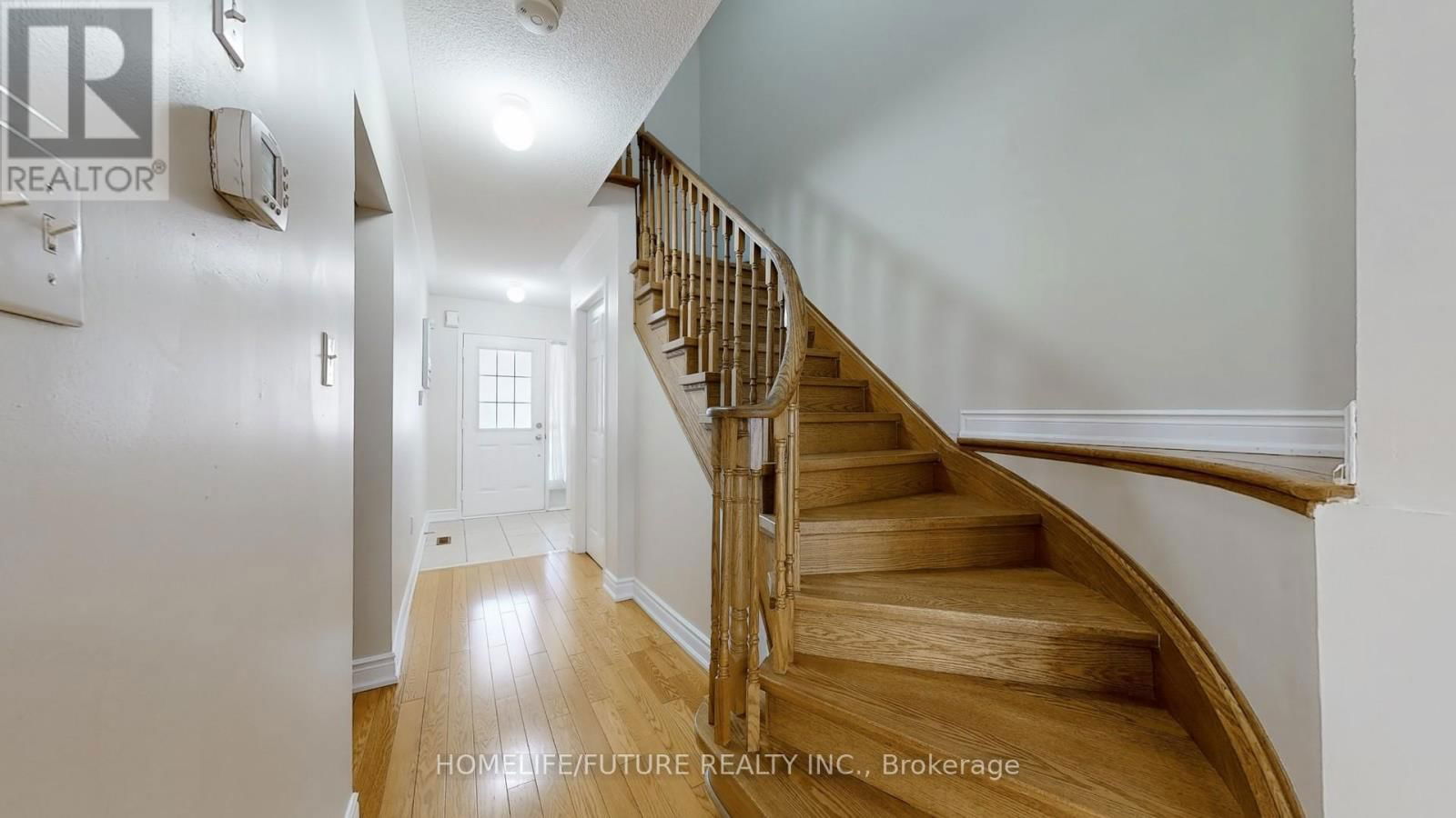 47 - 435 MIDDLEFIELD ROAD Image 17