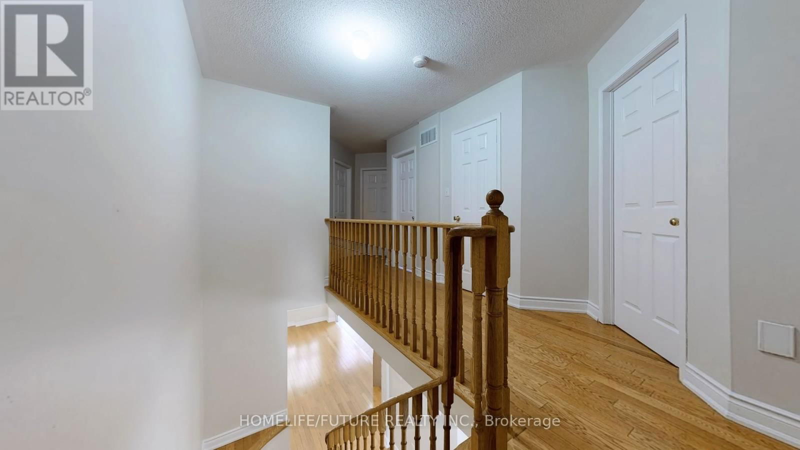 47 - 435 MIDDLEFIELD ROAD Image 19