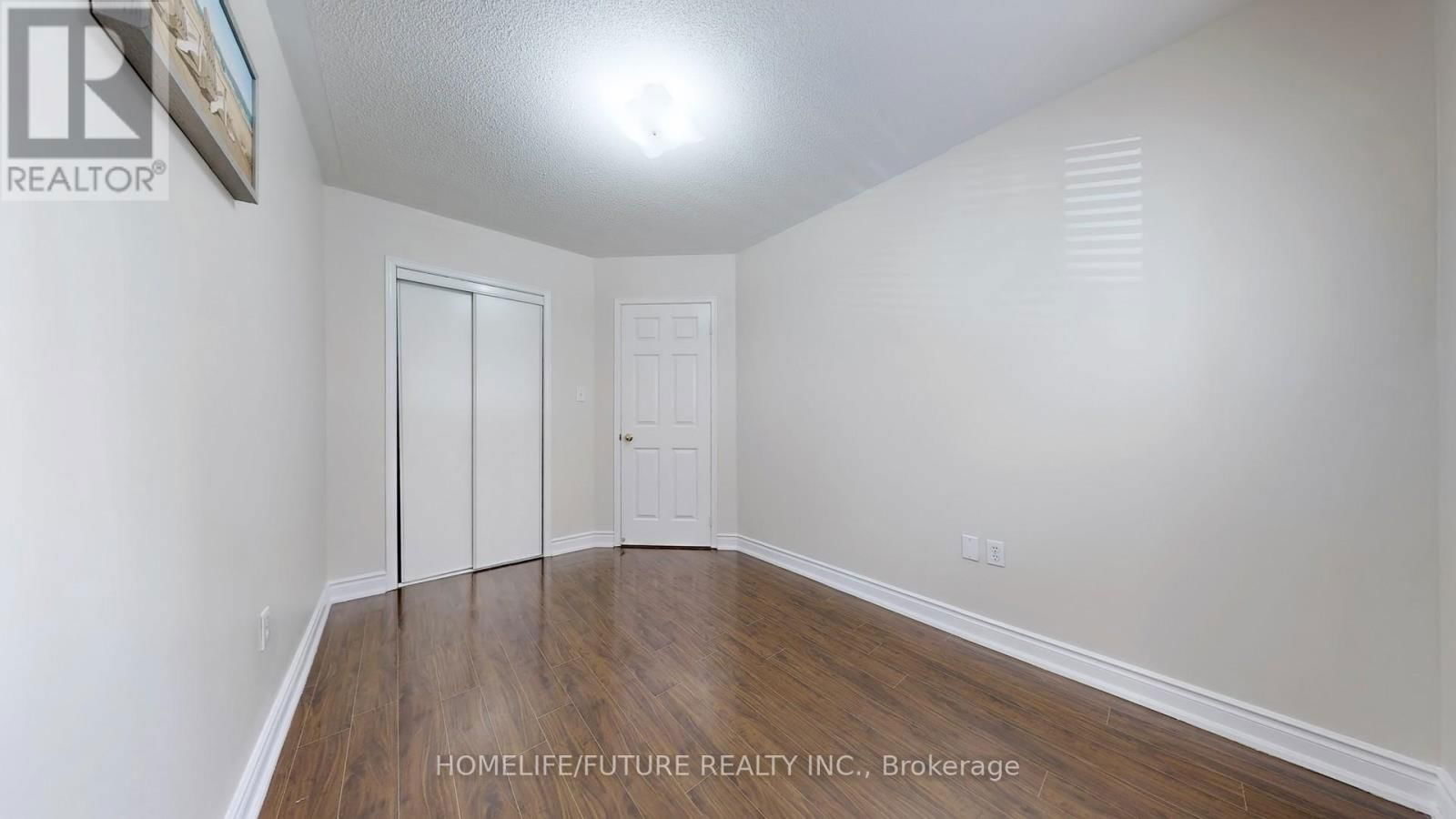 47 - 435 MIDDLEFIELD ROAD Image 31