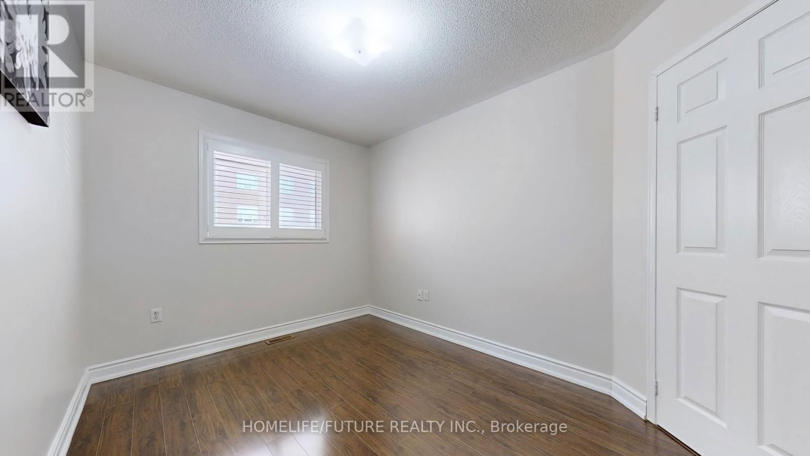 47 - 435 MIDDLEFIELD ROAD Image 34