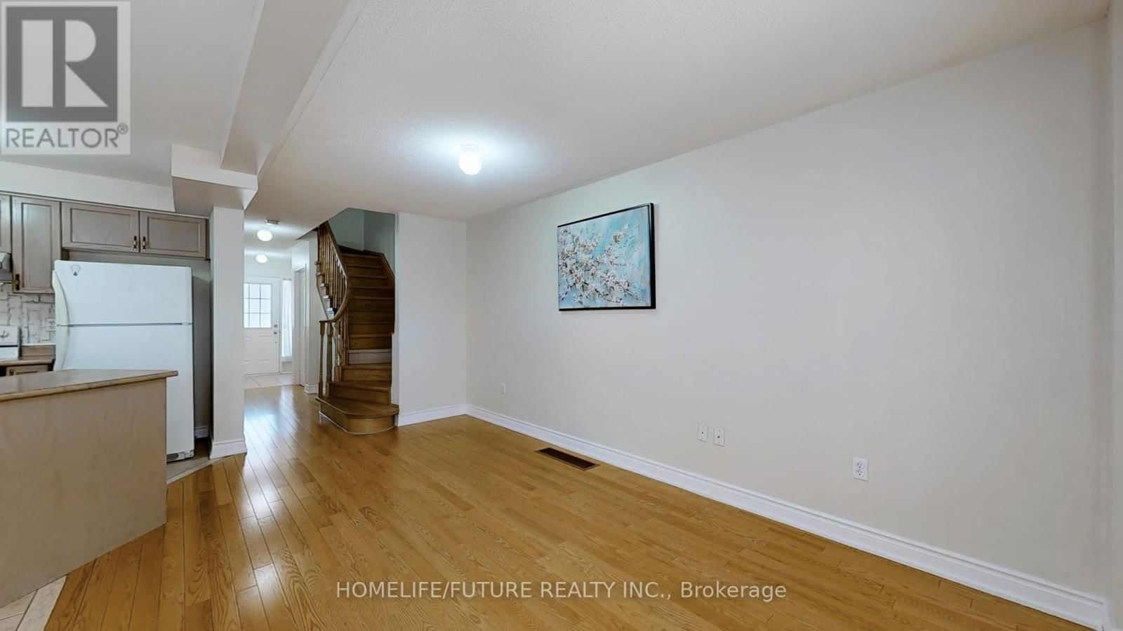 47 - 435 MIDDLEFIELD ROAD Image 6