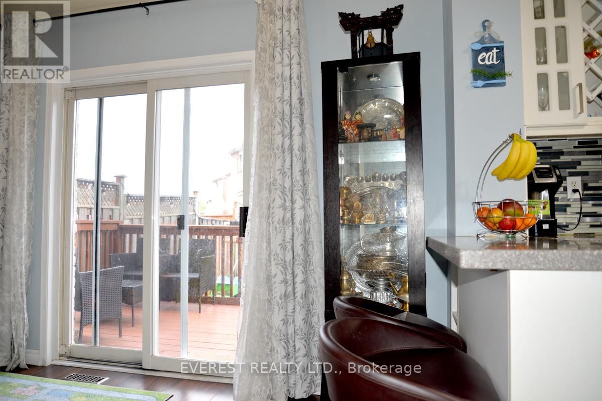 25 BRIDLEGROVE DRIVE Image 12