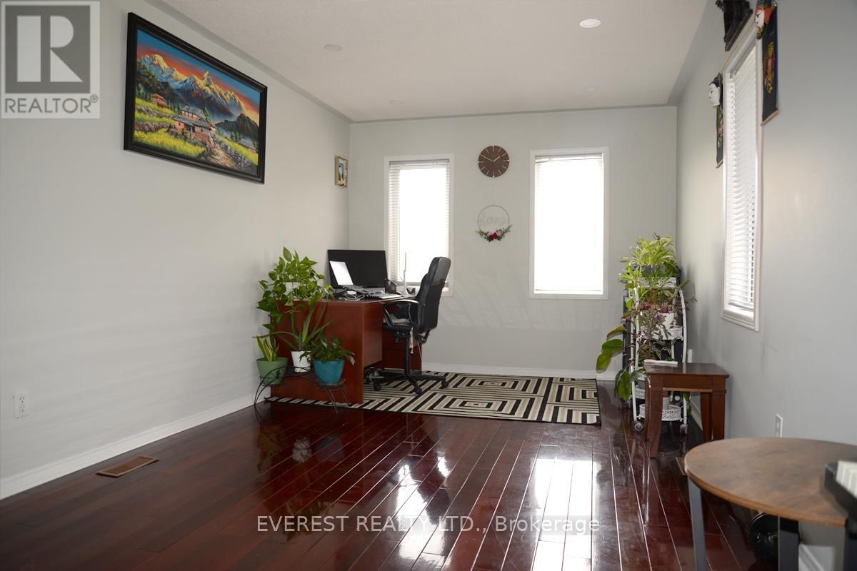 25 BRIDLEGROVE DRIVE Image 15