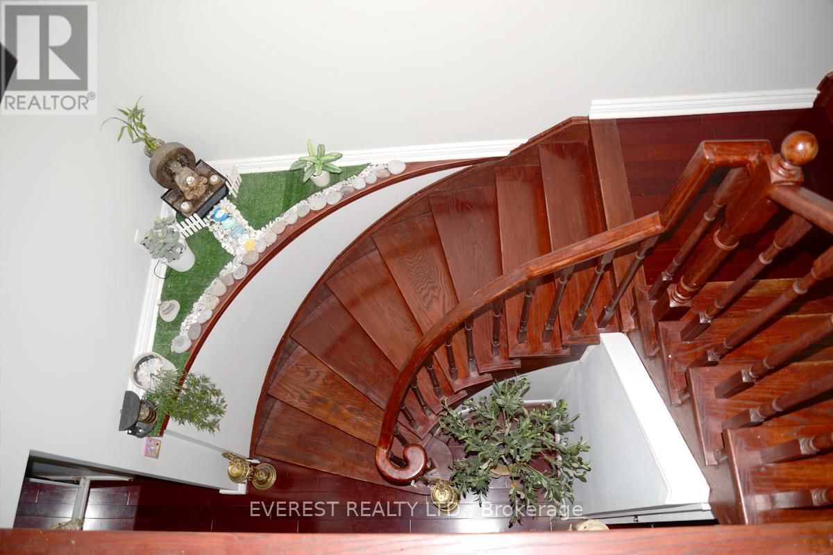 25 BRIDLEGROVE DRIVE Image 17
