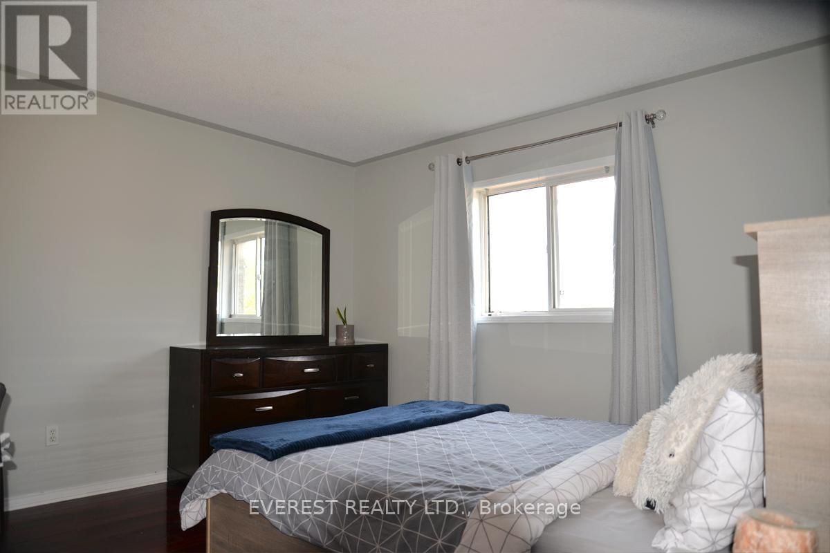 25 BRIDLEGROVE DRIVE Image 18