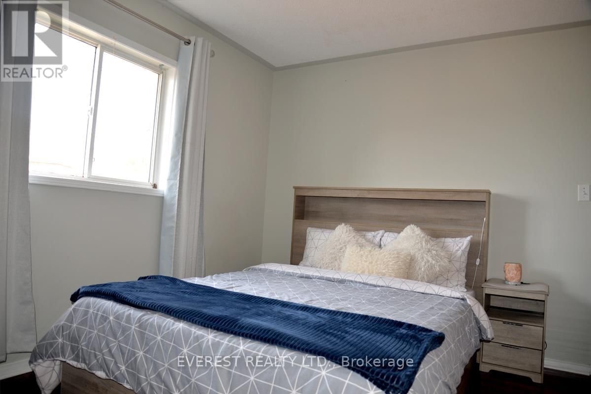 25 BRIDLEGROVE DRIVE Image 19