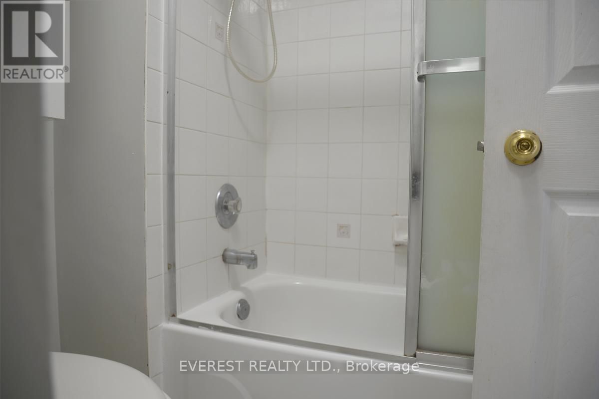 25 BRIDLEGROVE DRIVE Image 22