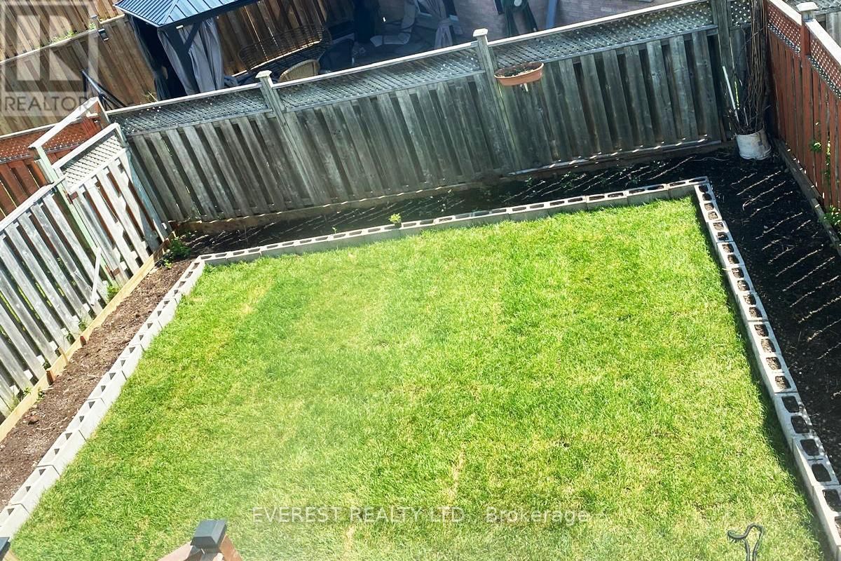 25 BRIDLEGROVE DRIVE Image 31