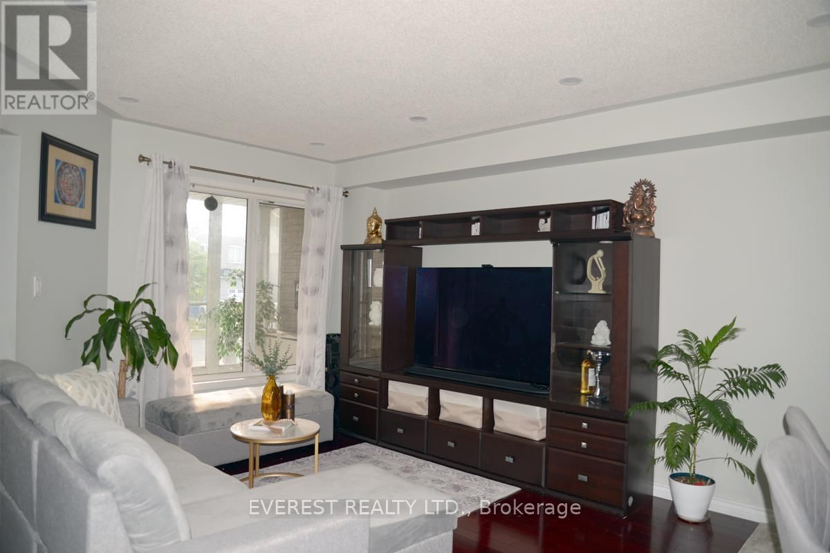 25 BRIDLEGROVE DRIVE Image 6