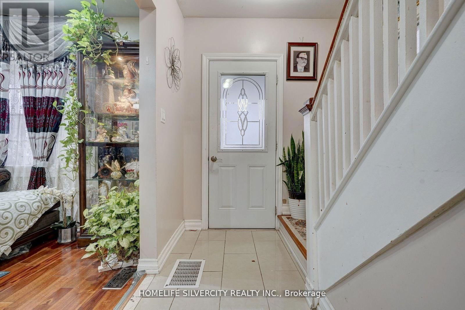 161 AUGUST AVENUE Image 2