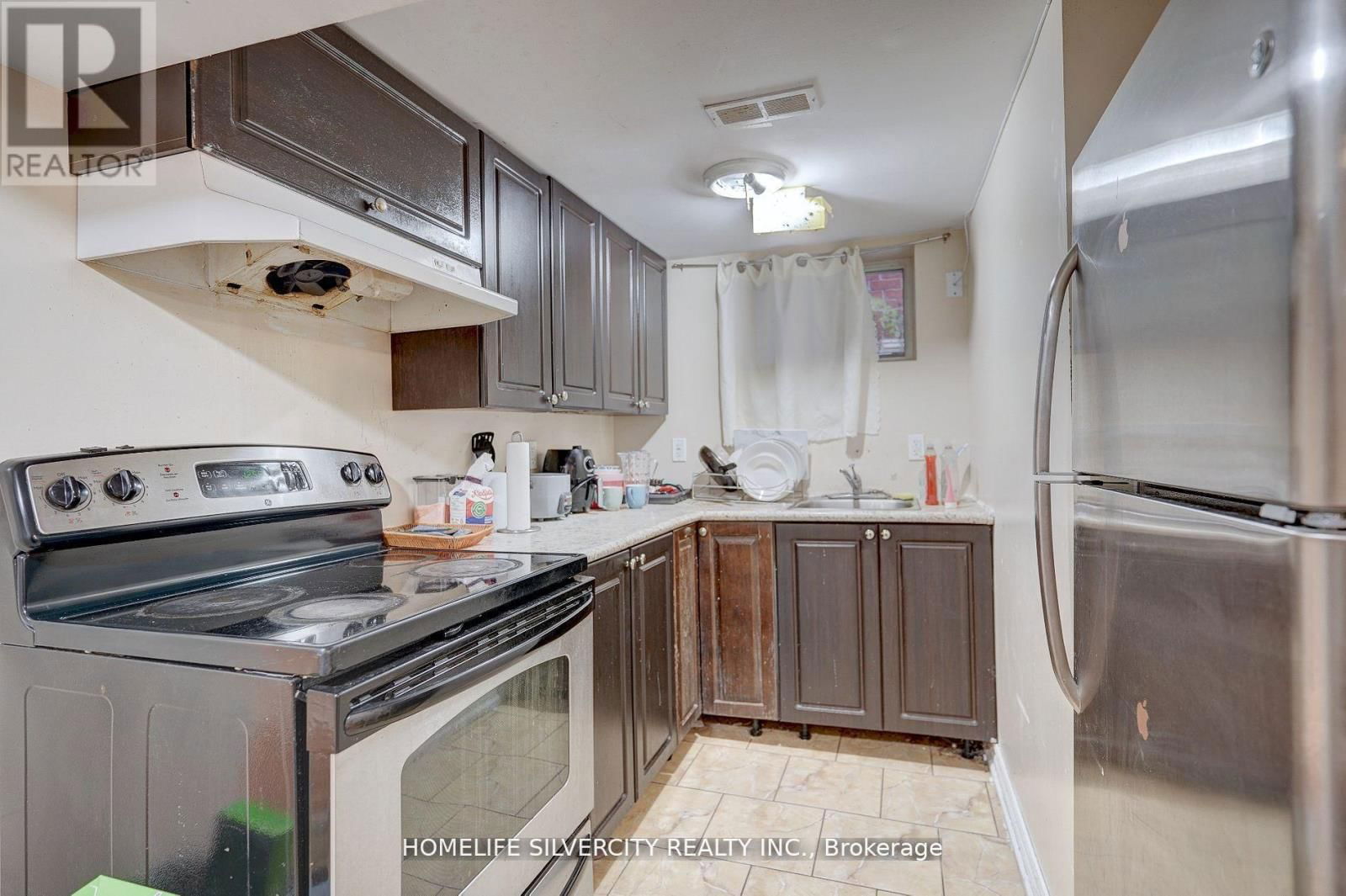 161 AUGUST AVENUE Image 22