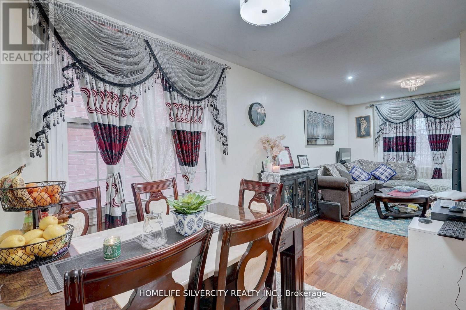 161 AUGUST AVENUE Image 6