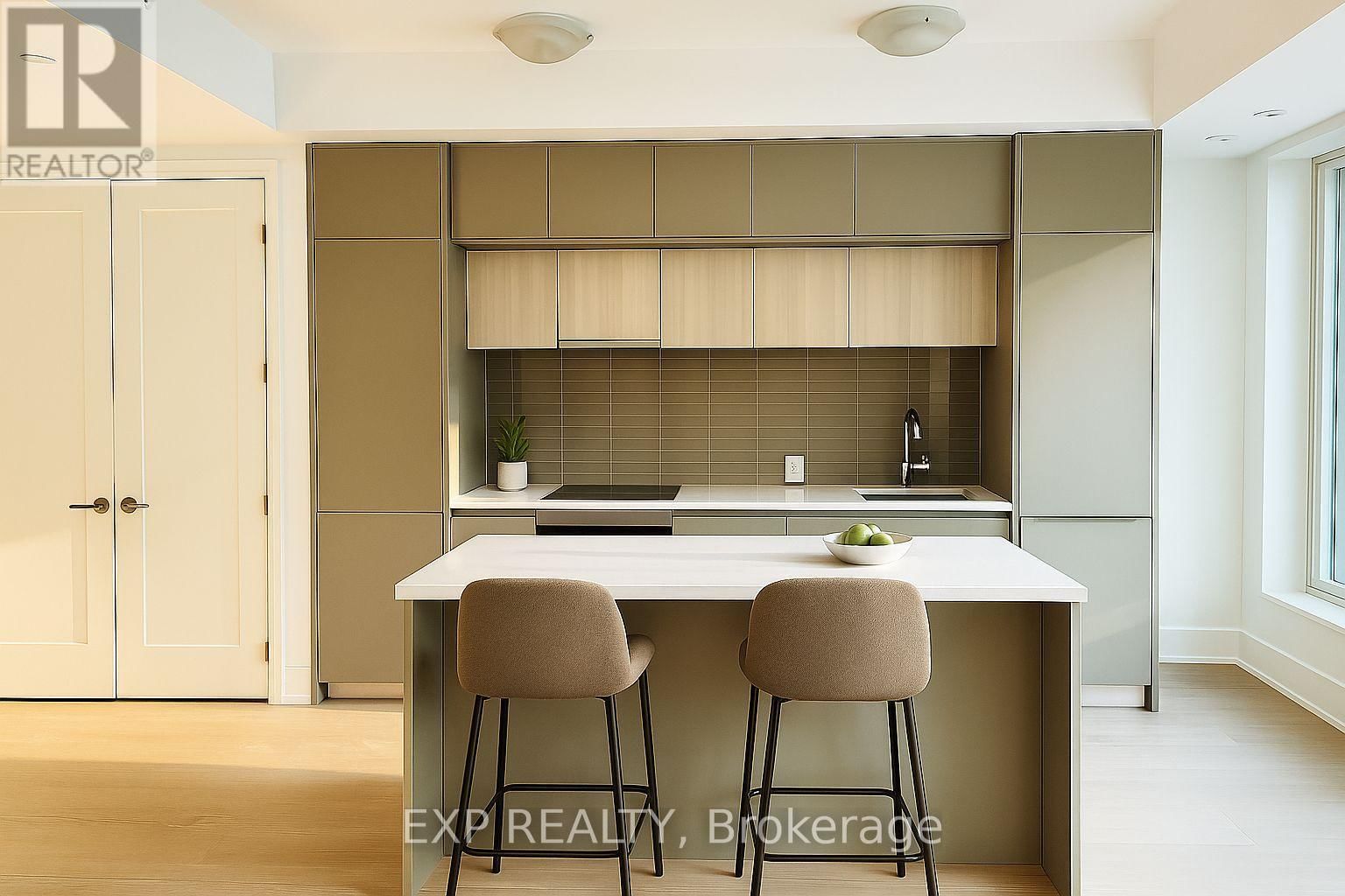 407 - 800 BROADVIEW AVENUE Image 2