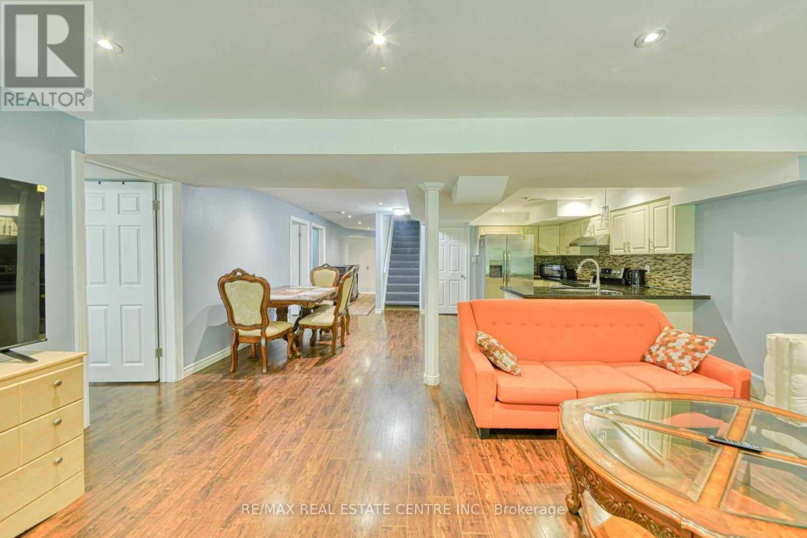 3100 COUNTRY LANE Image 39