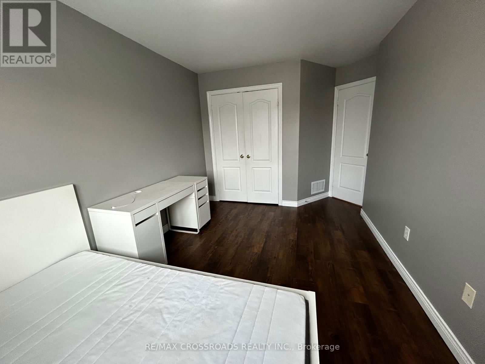 33 BUGELLI DRIVE Image 23