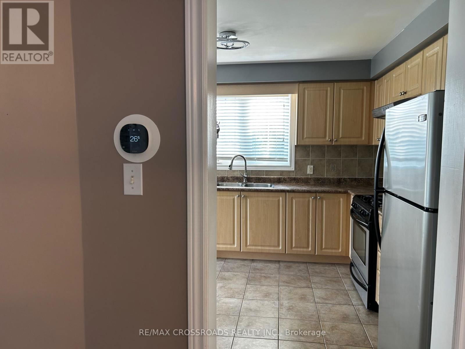 33 BUGELLI DRIVE Image 28