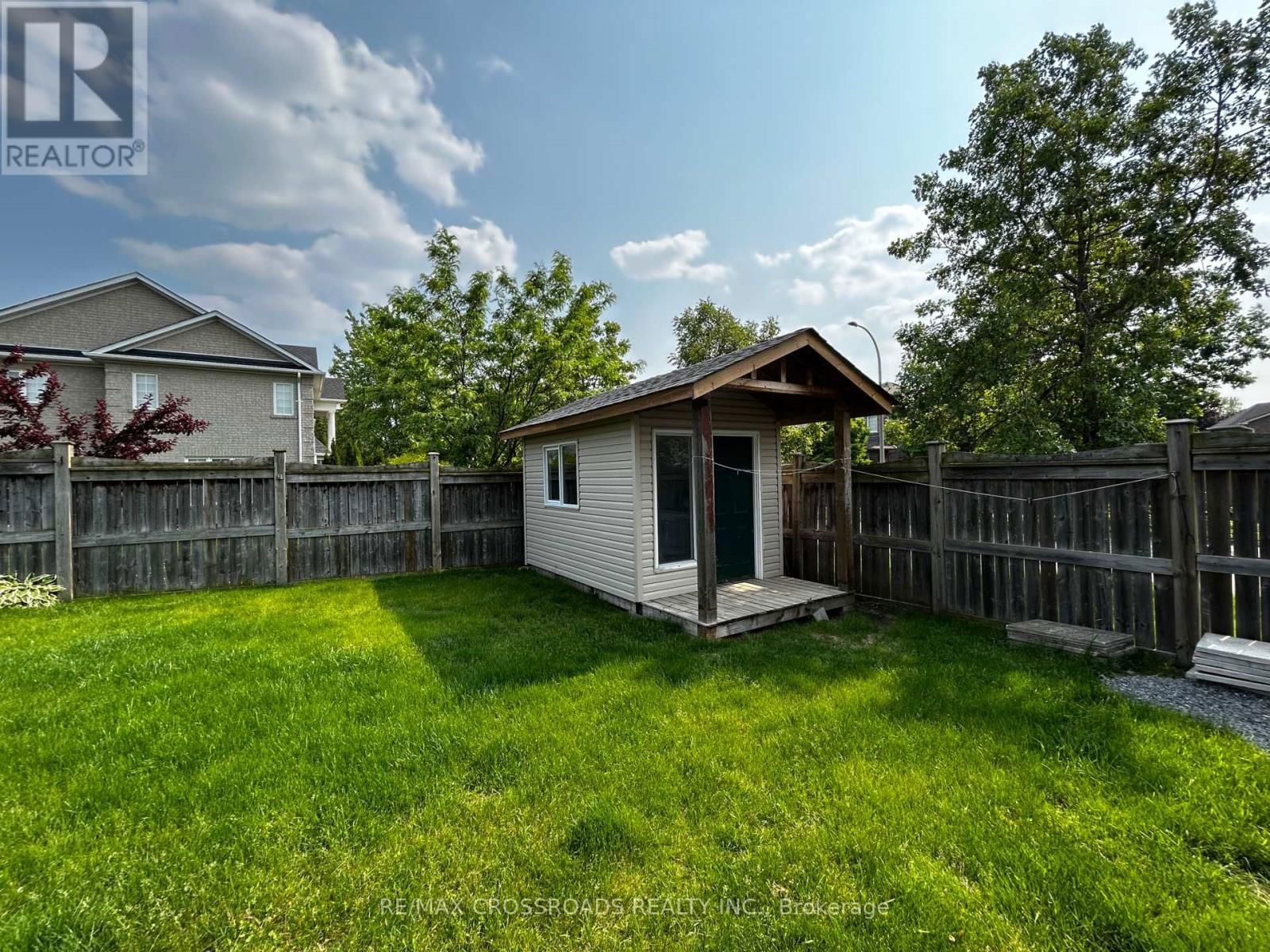 33 BUGELLI DRIVE Image 35
