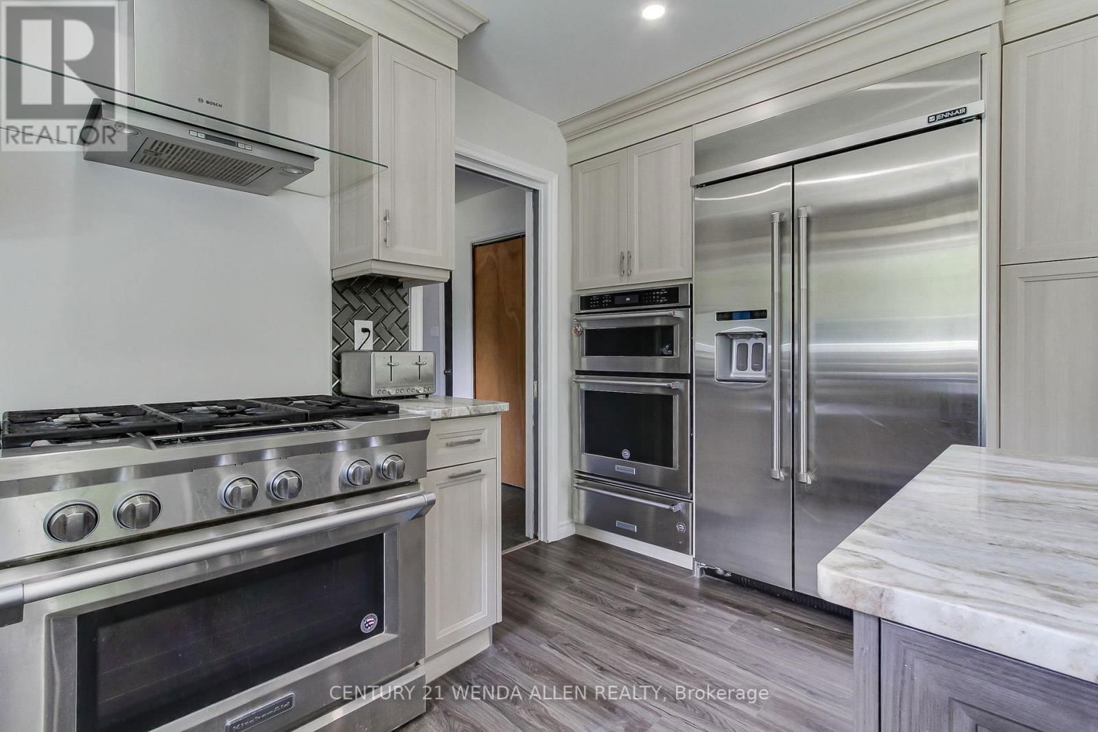 5150 LAKERIDGE ROAD Image 9