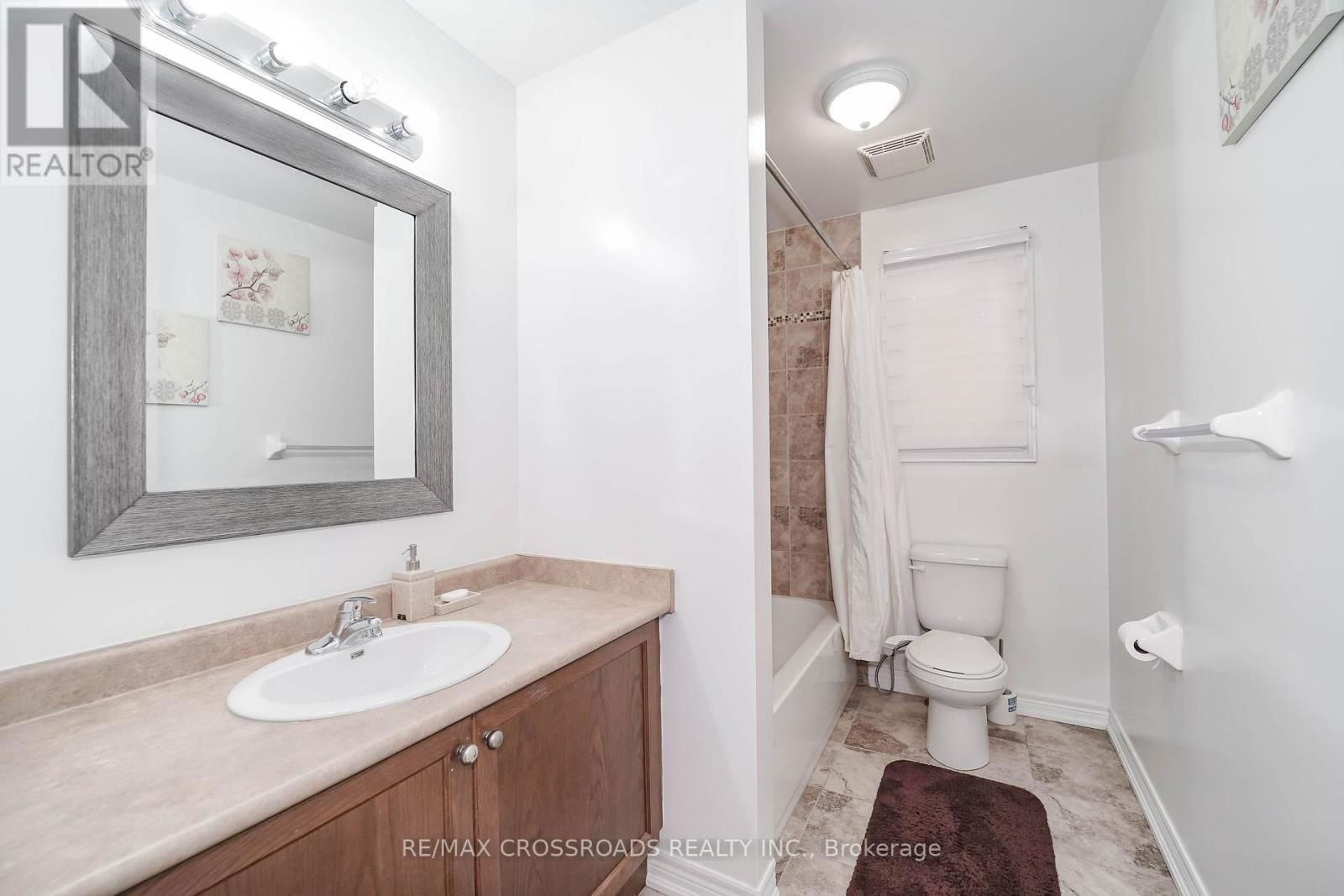 1383 LANGLEY CIRCLE Image 31