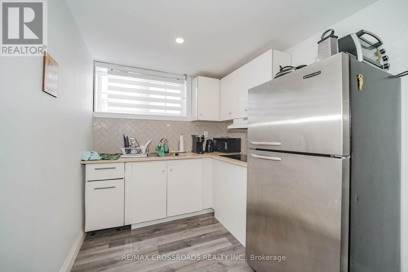 1383 LANGLEY CIRCLE Image 37