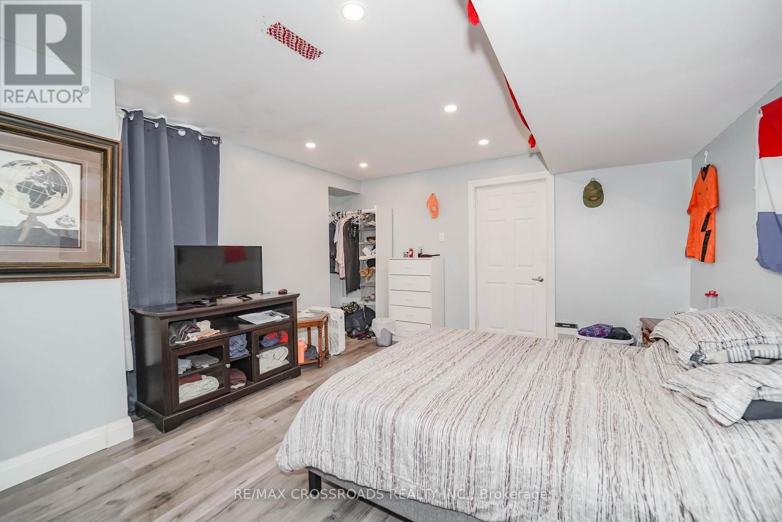 1383 LANGLEY CIRCLE Image 39