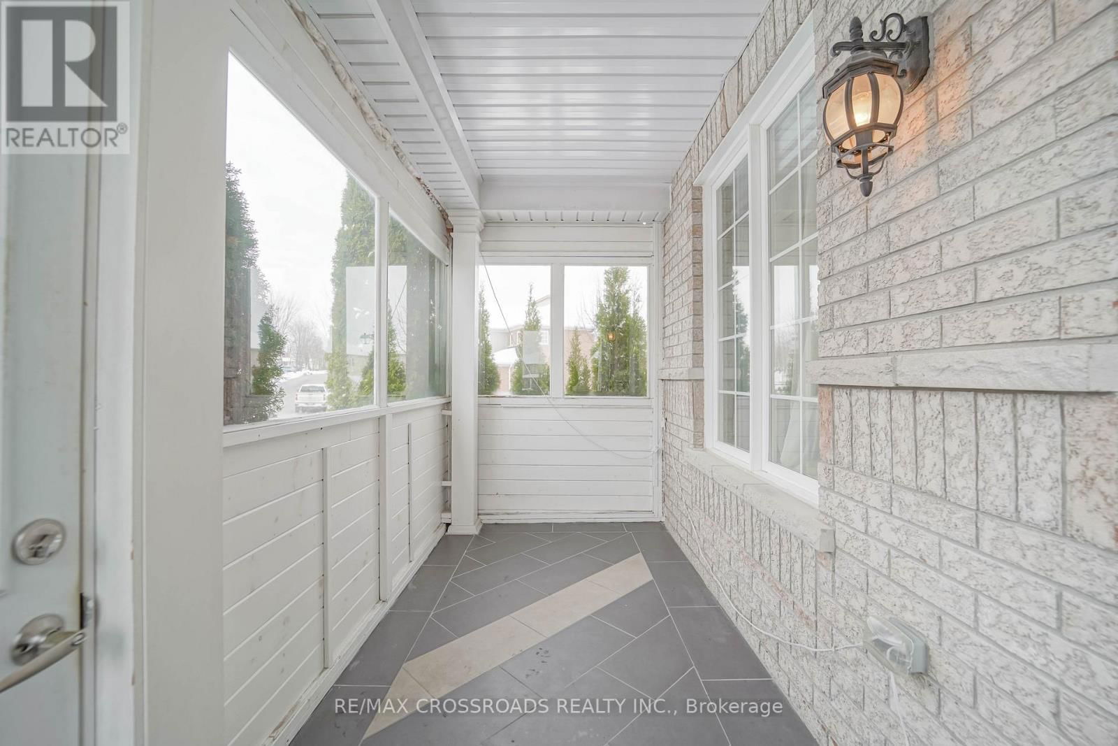 1383 LANGLEY CIRCLE Image 6