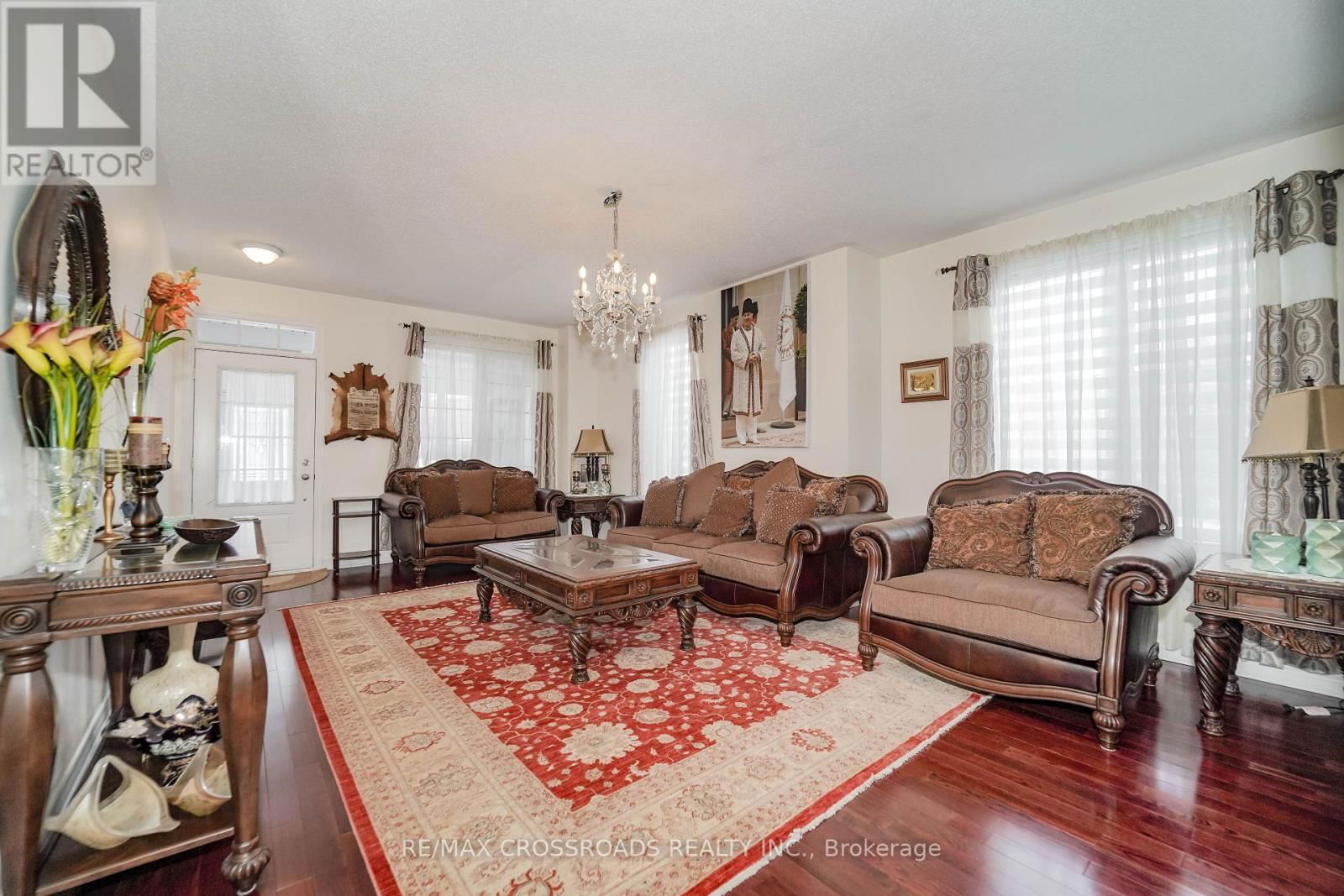 1383 LANGLEY CIRCLE Image 9