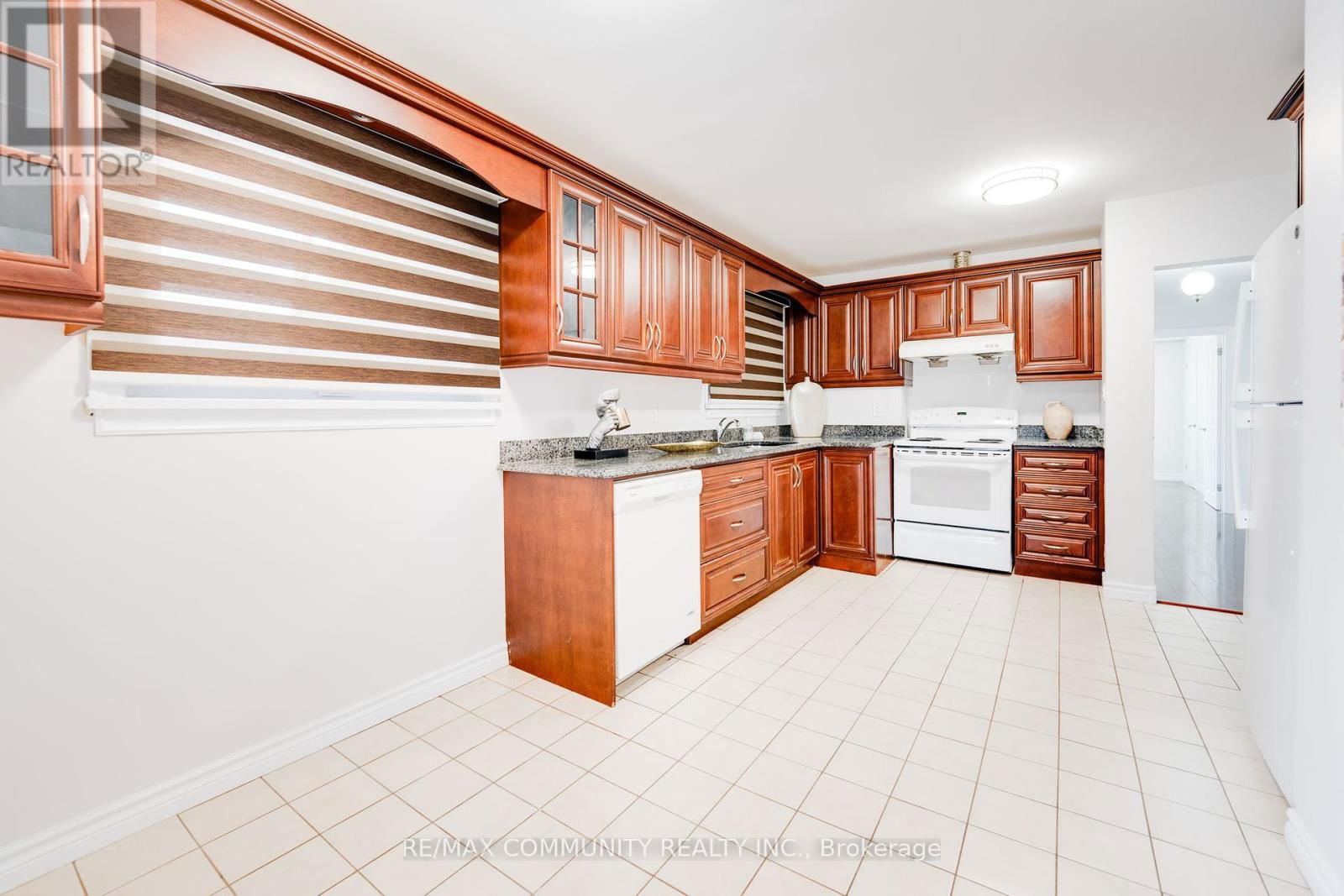 115 MARCOS BOULEVARD Image 17