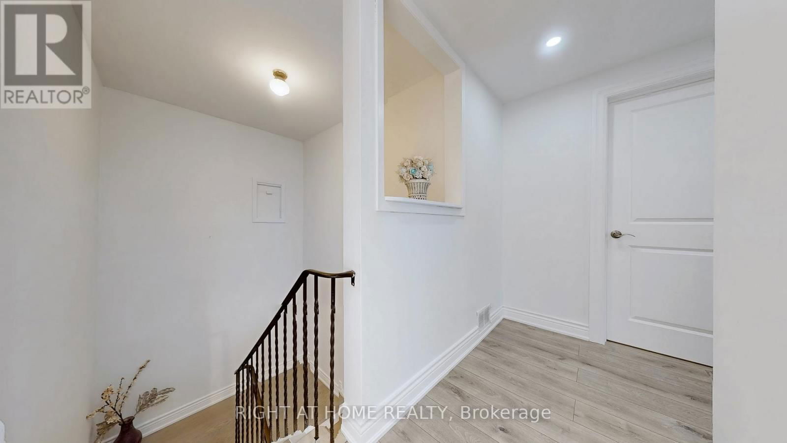 12A KENMORE AVENUE Image 14
