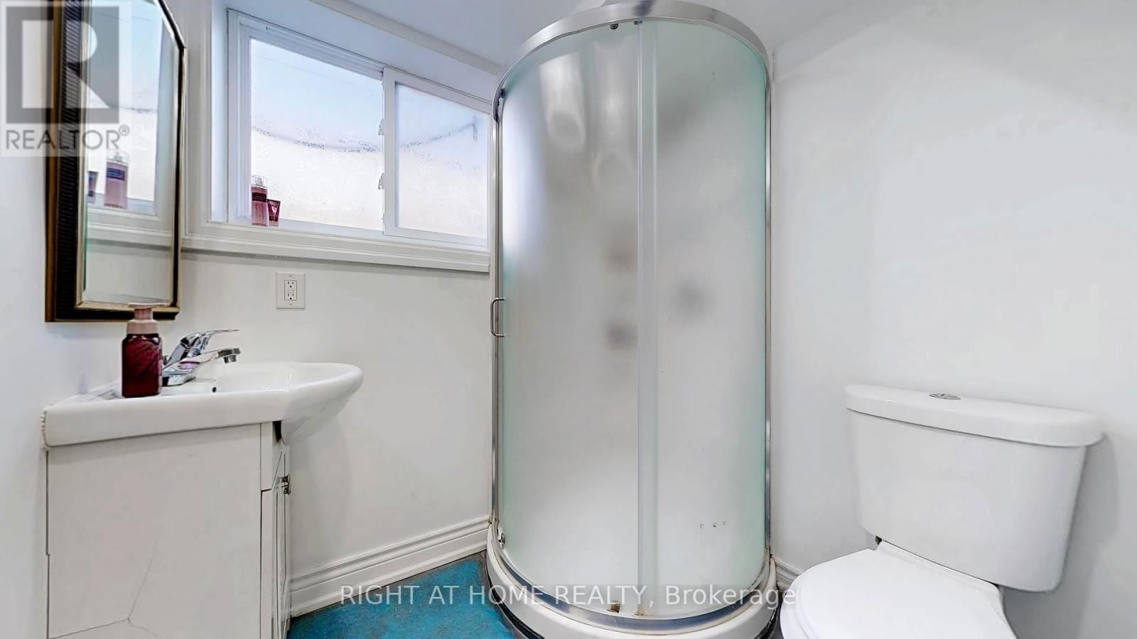 12A KENMORE AVENUE Image 36
