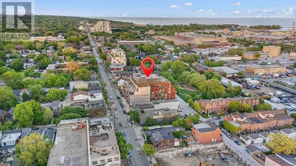 210 - 1285 QUEEN STREET EAST Image 22