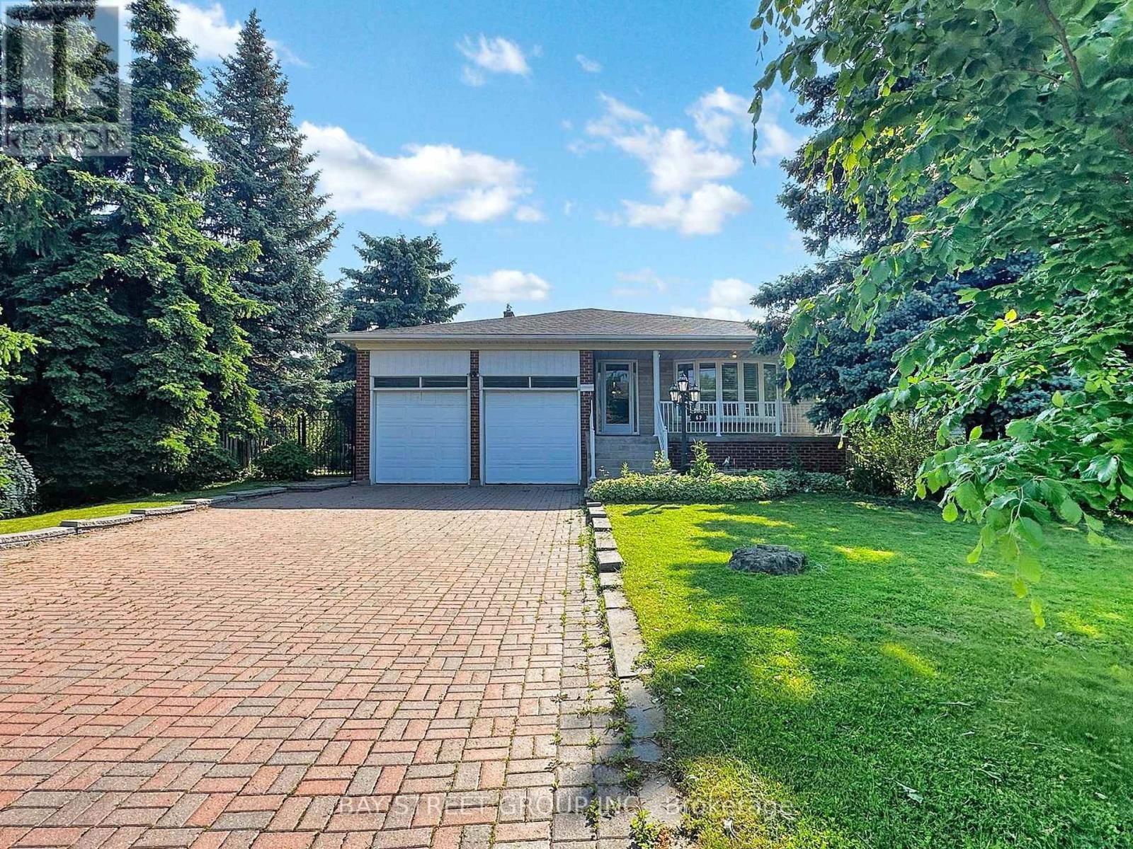 69 FAIRGLEN AVENUE Image 1