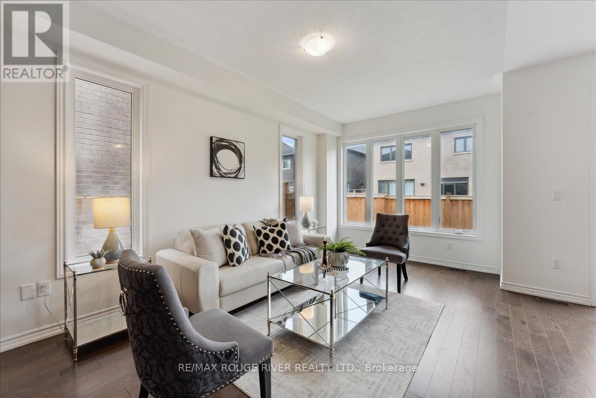122 LAING DRIVE Image 6