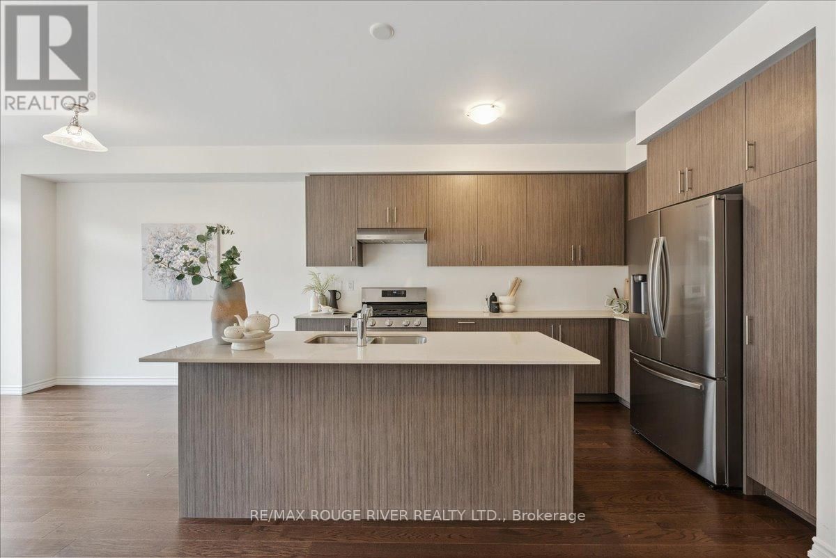 122 LAING DRIVE Image 9