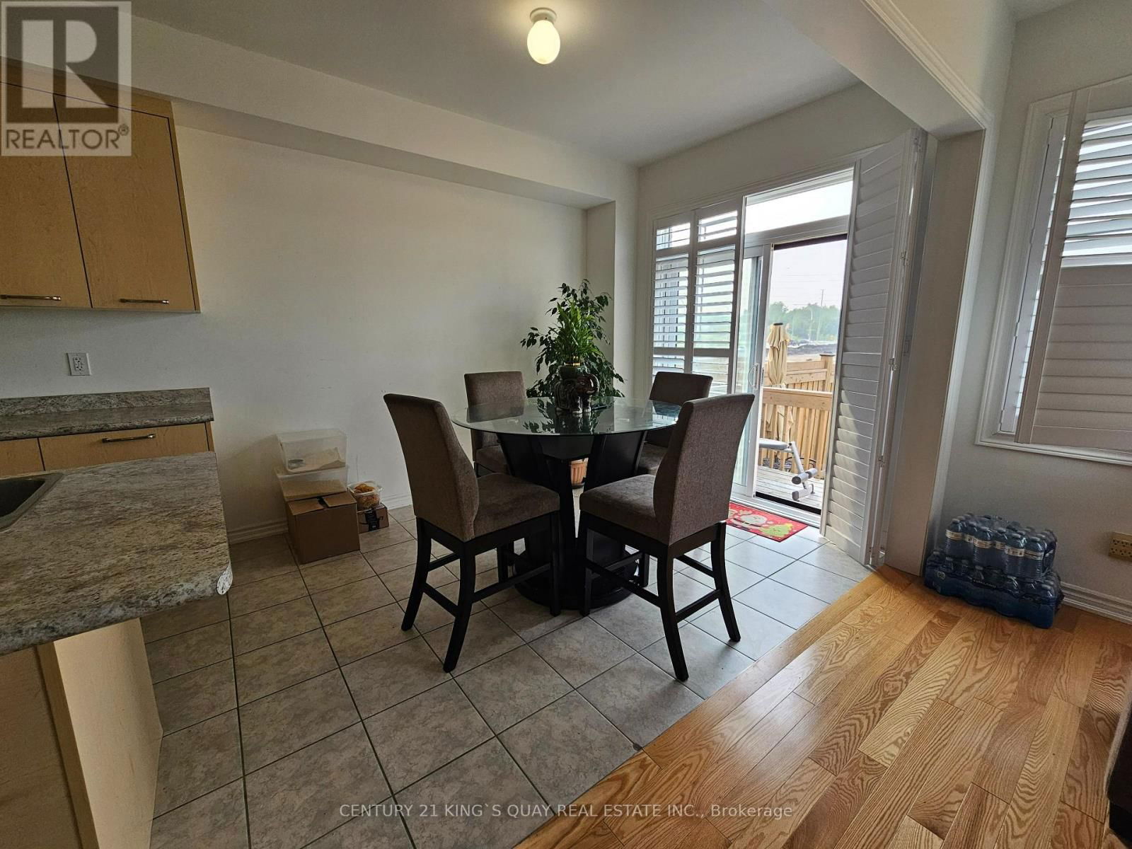 54 PETER HOGG COURT Image 11