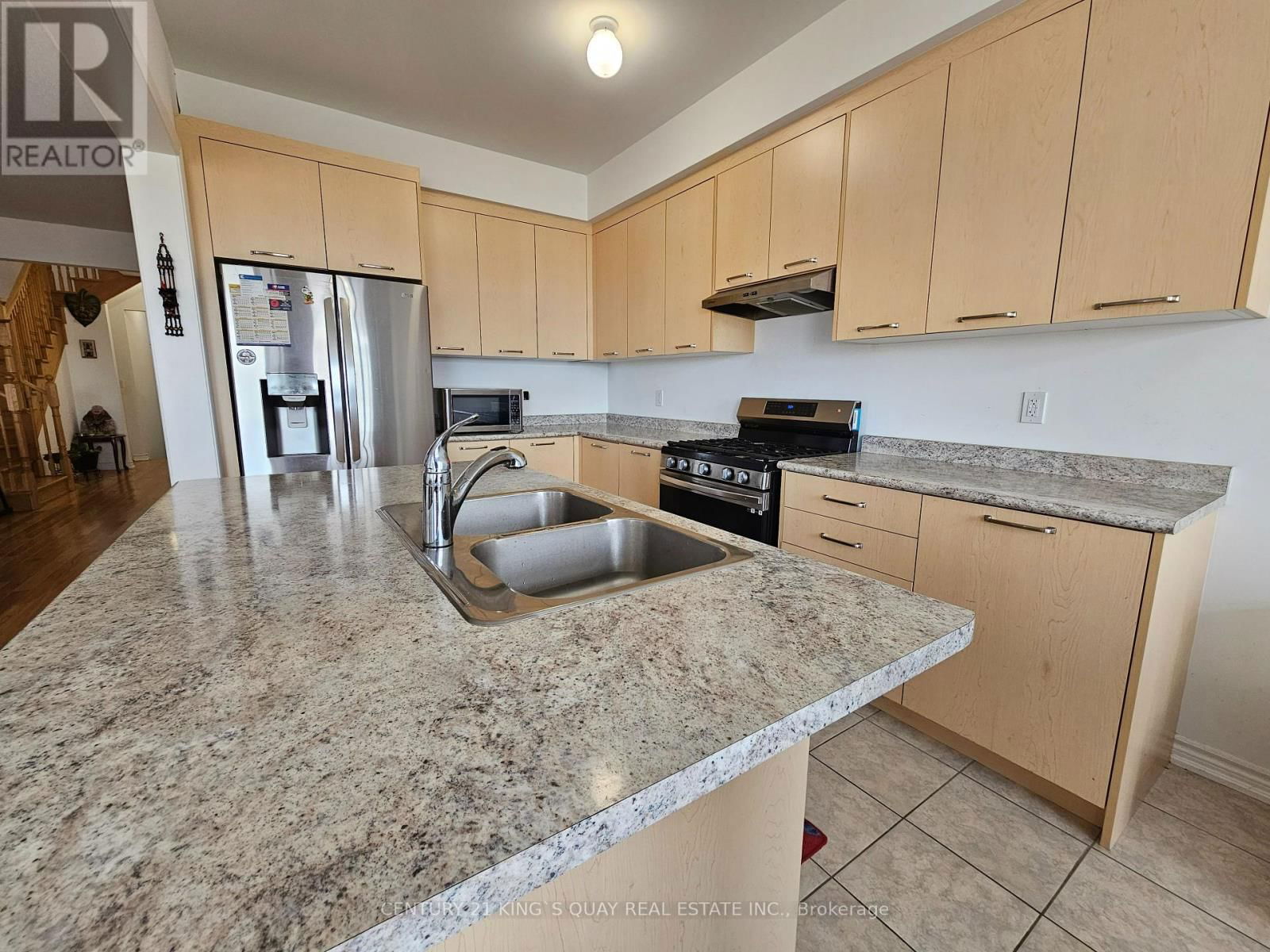54 PETER HOGG COURT Image 12