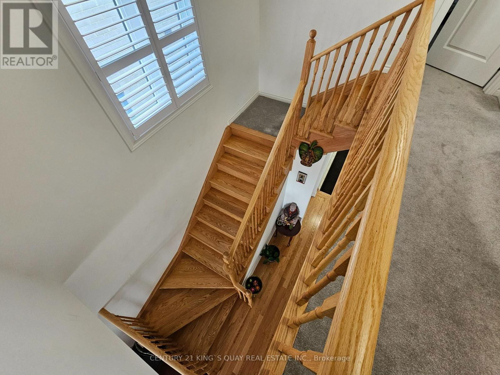 54 PETER HOGG COURT Image 15