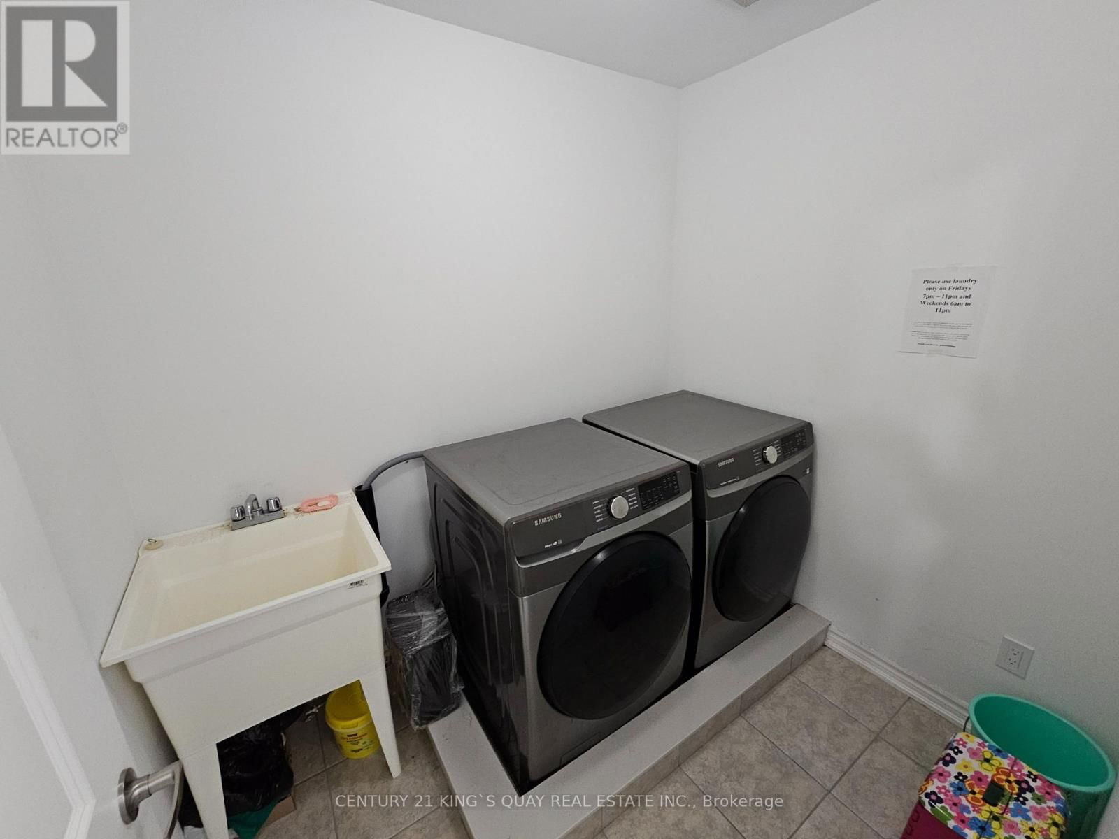 54 PETER HOGG COURT Image 26