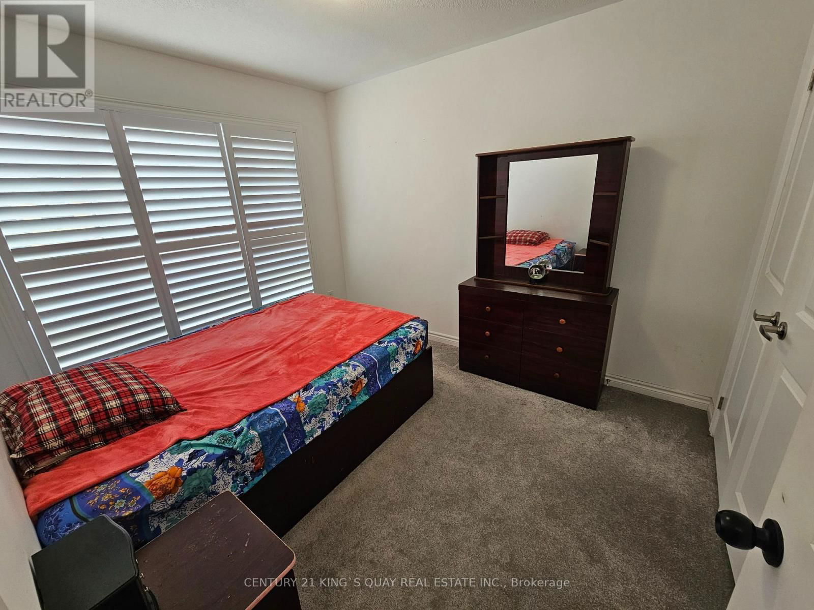 54 PETER HOGG COURT Image 28