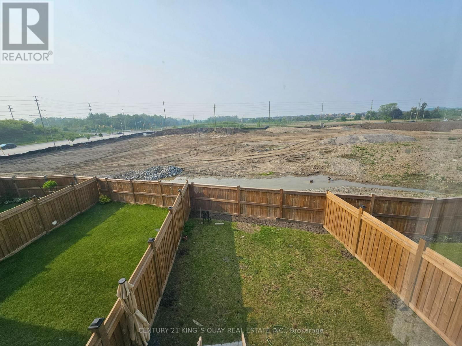 54 PETER HOGG COURT Image 32