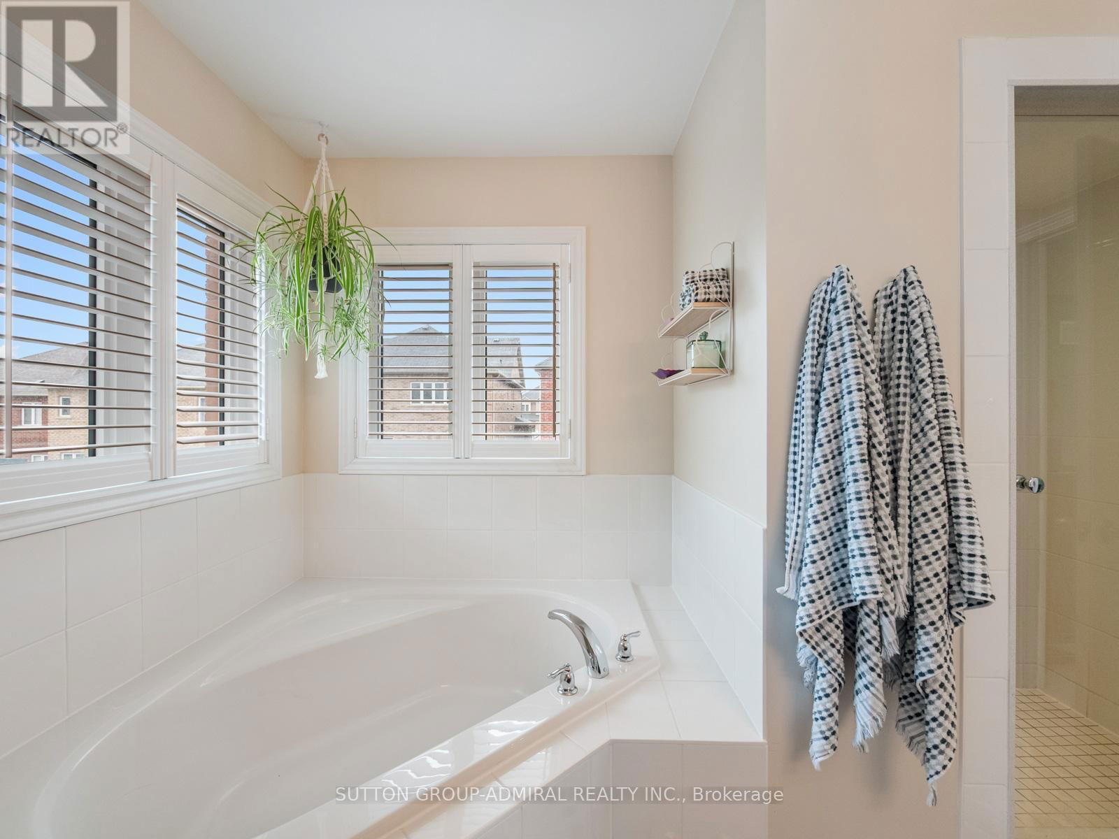 876 WILLIAM LEE AVE Image 18