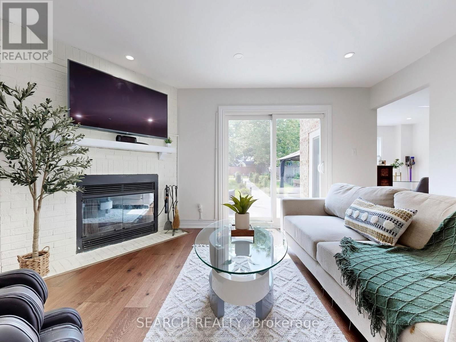 2 ANGUS DRIVE Image 11