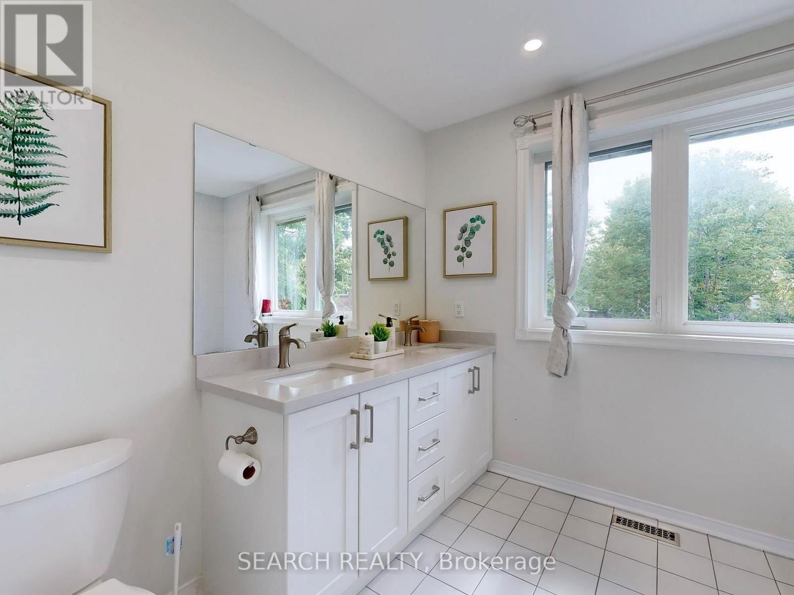 2 ANGUS DRIVE Image 21