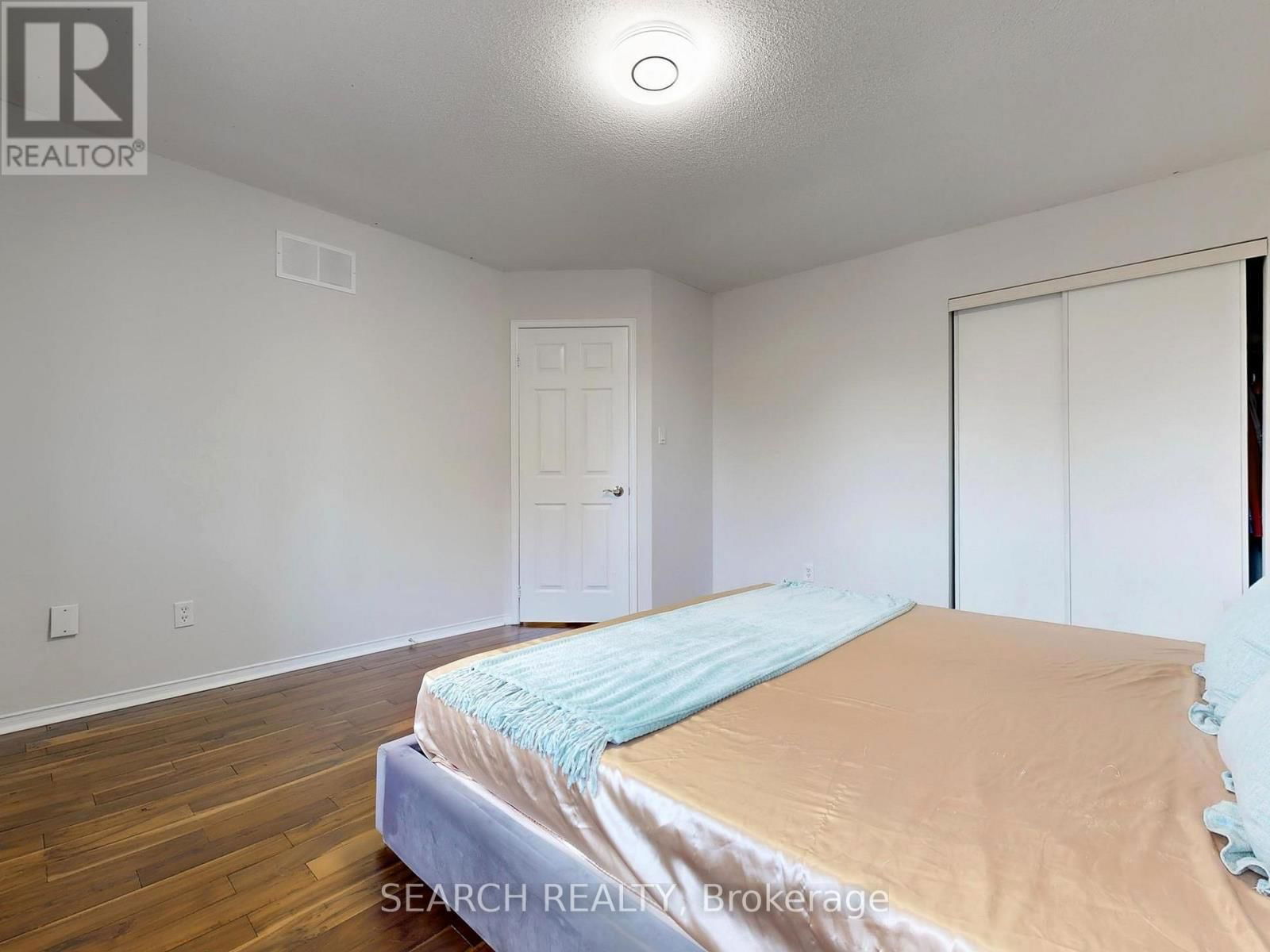2 ANGUS DRIVE Image 26