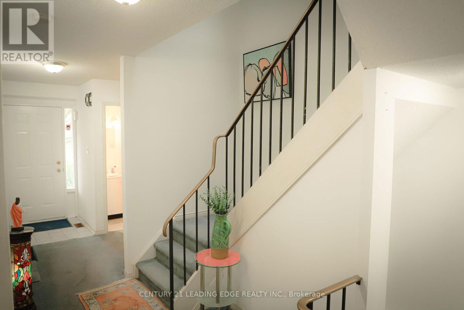TH9 - 1031 MIDLAND AVENUE Image 11