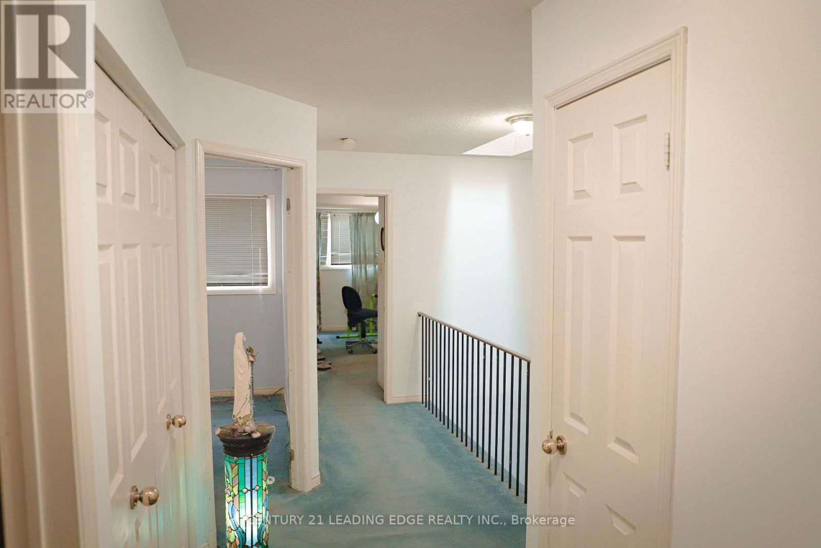 TH9 - 1031 MIDLAND AVENUE Image 13