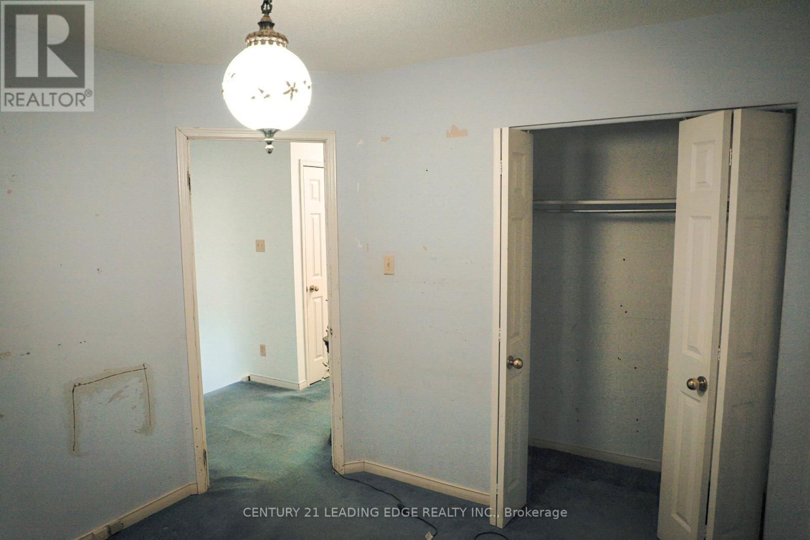 TH9 - 1031 MIDLAND AVENUE Image 21