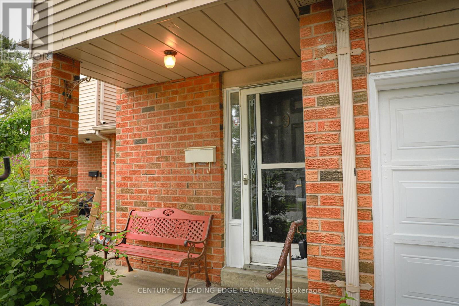 TH9 - 1031 MIDLAND AVENUE Image 3